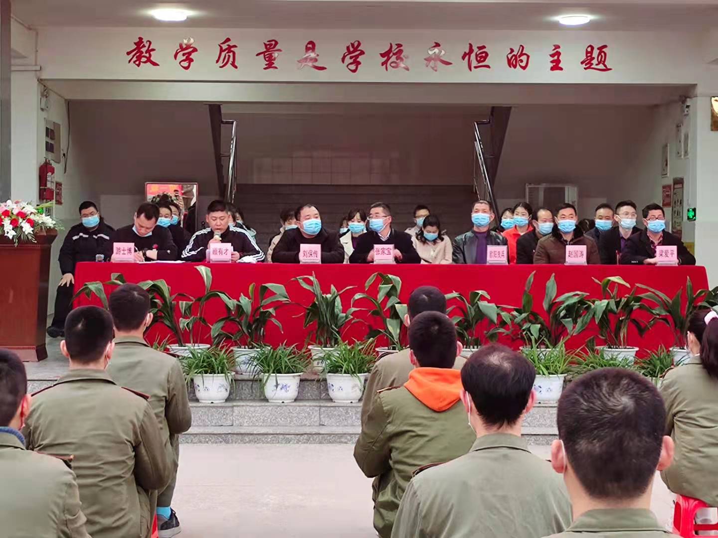 8f22d55e273556b0dc3f79e997e541a 8f22d55e273556b0dc3f79e997e541a