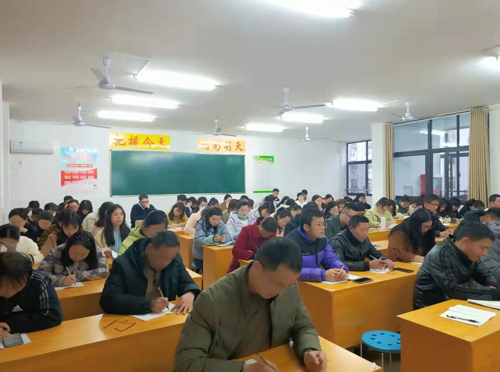 1646184872900242 1646184872900242