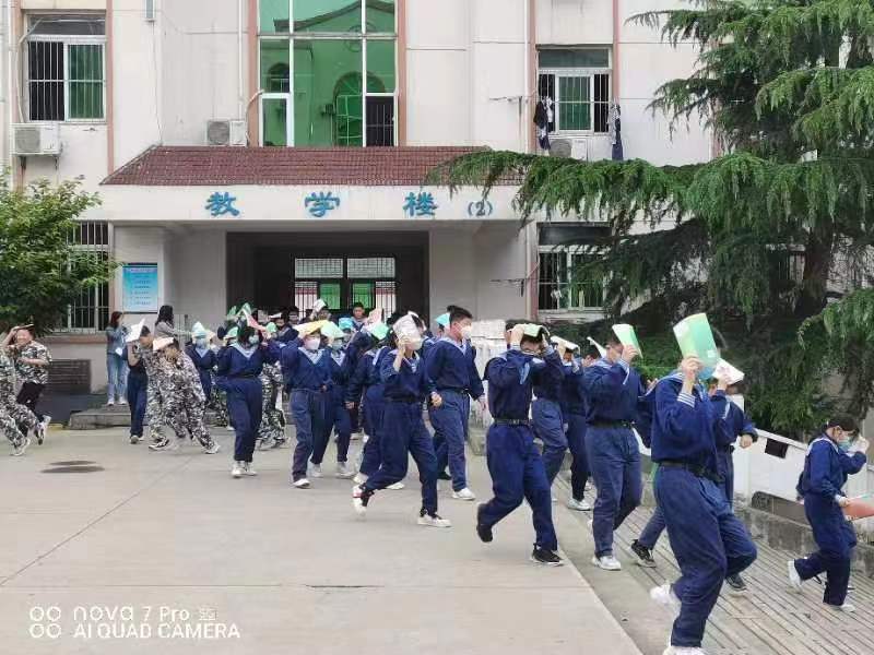 ed6d2c91f259ecac713f81c8065b94f ed6d2c91f259ecac713f81c8065b94f