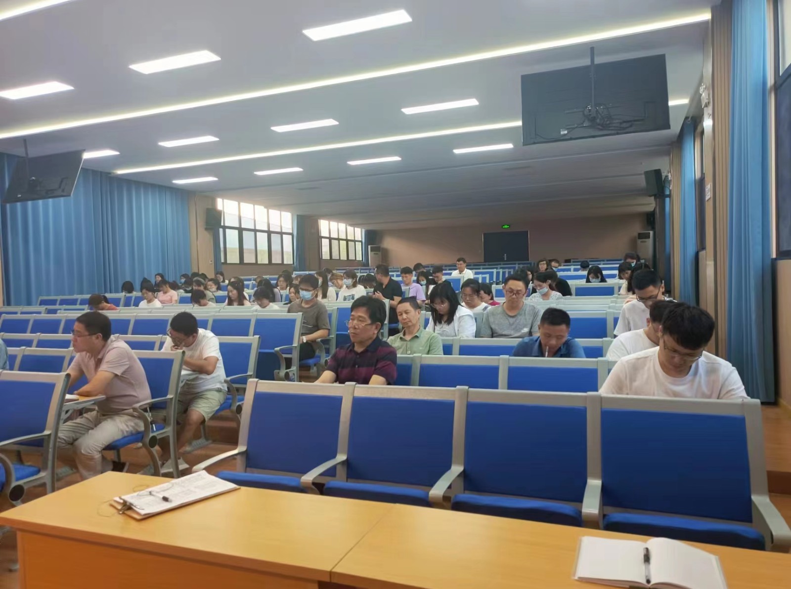 da0fa4088f4f6483a30642a409623b1 da0fa4088f4f6483a30642a409623b1