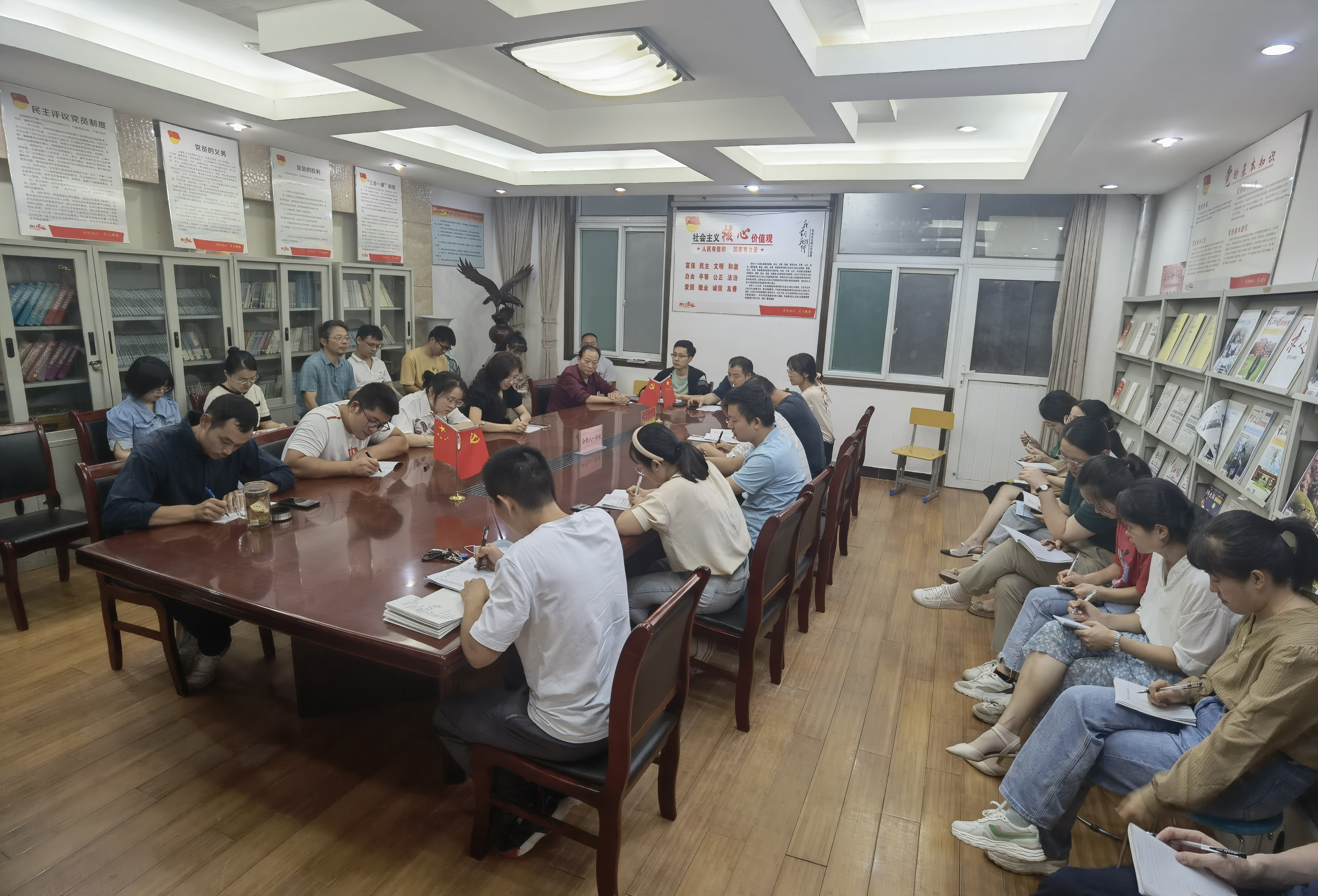 979e7e25c09464ff4db181ce67e21bf