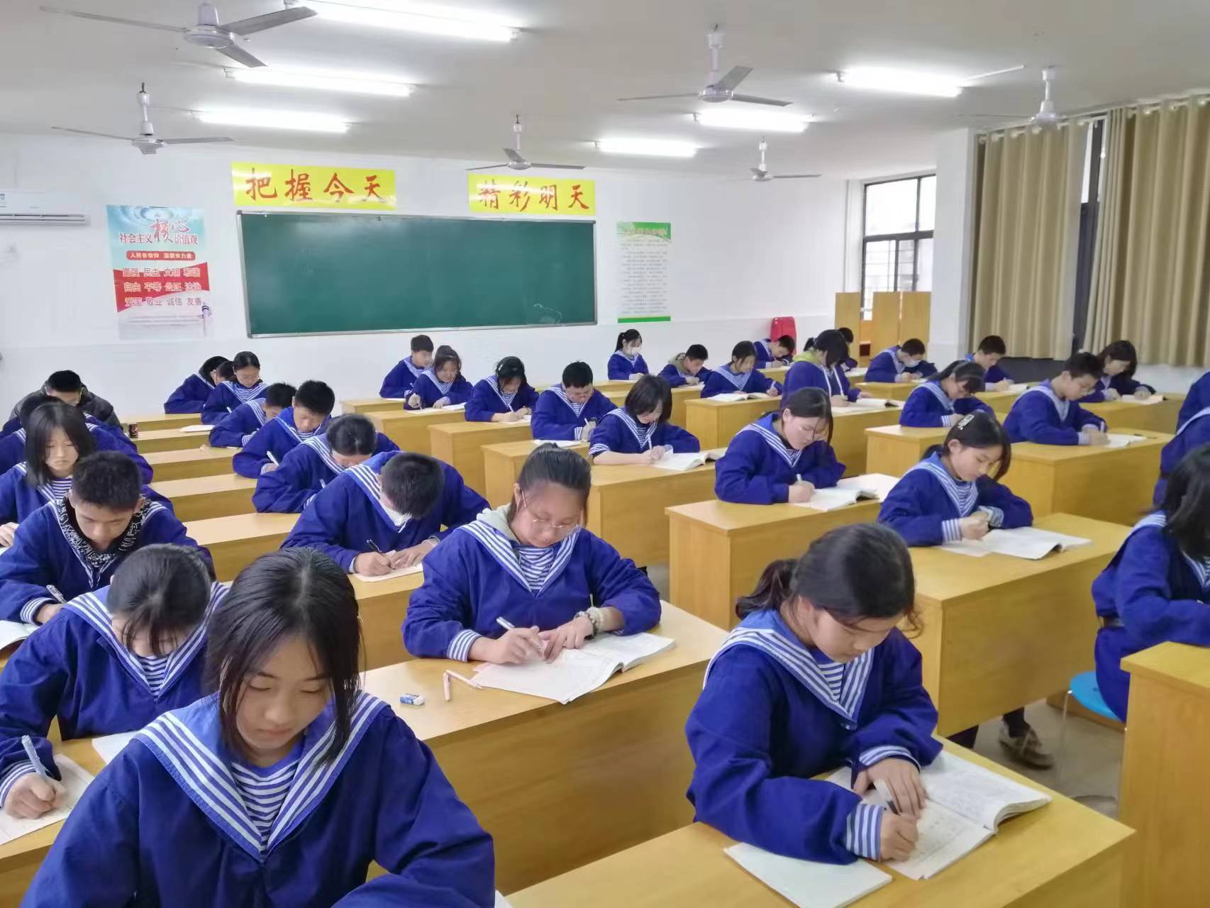 微信图片_202303241230534 微信图片_202303241230534