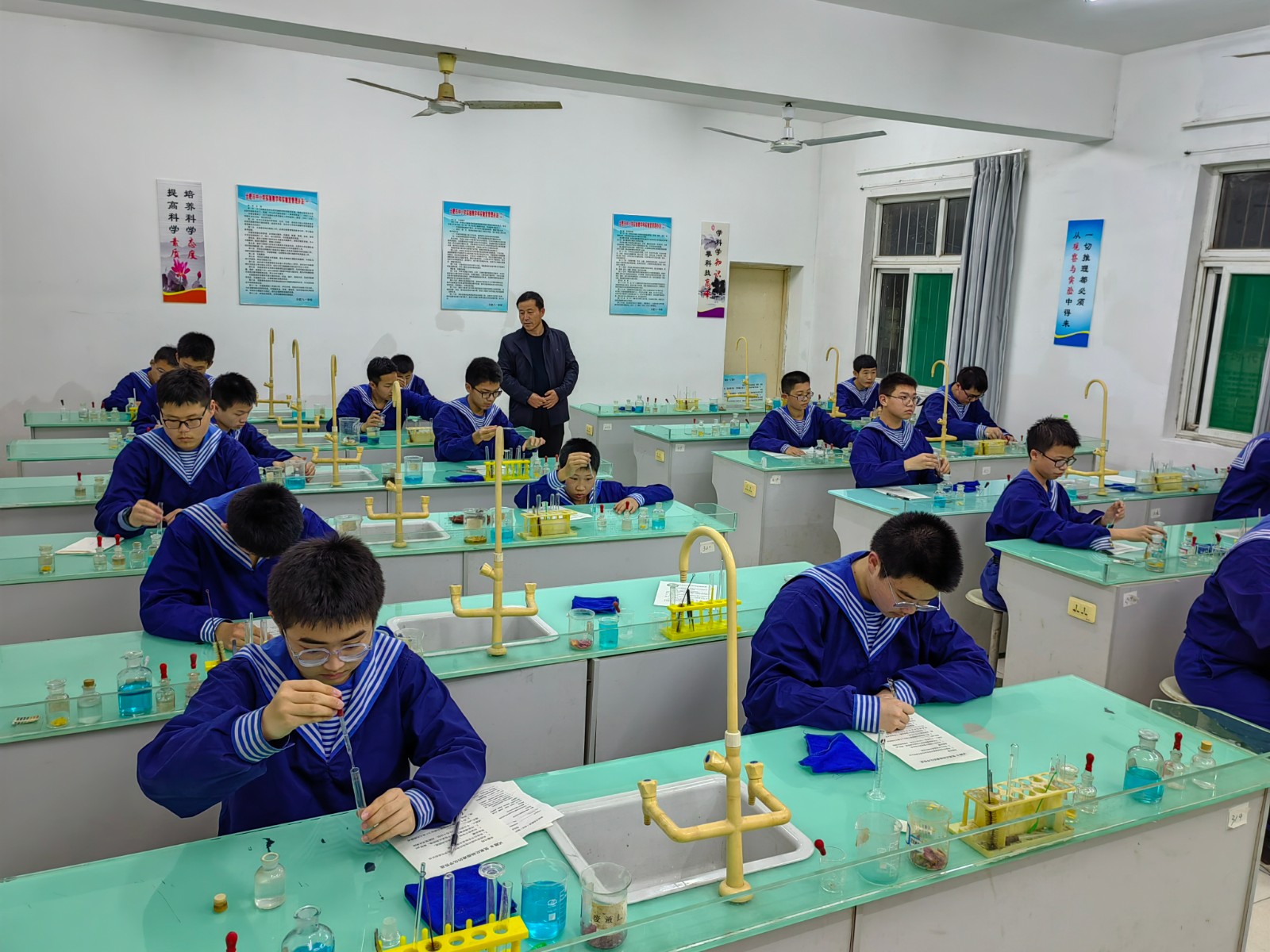 微信图片_20230331220355 微信图片_20230331220355